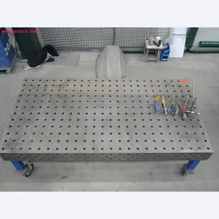 sheetmetal and metalworking machines <br><font size="2">In collaboration with Hilco Industrial Acquisitions bv<br></font>-1