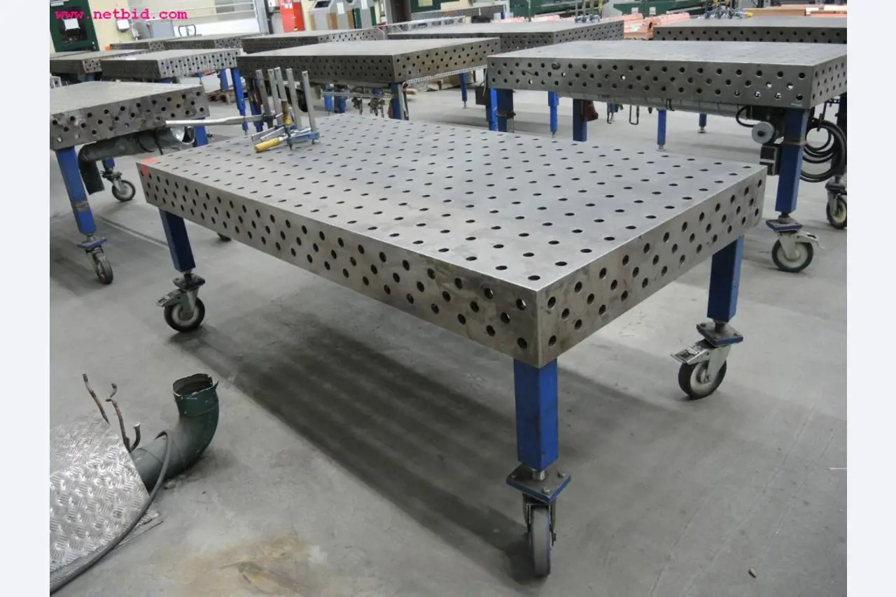 sheetmetal and metalworking machines <br><font size="2">In collaboration with Hilco Industrial Acquisitions bv<br></font>-2