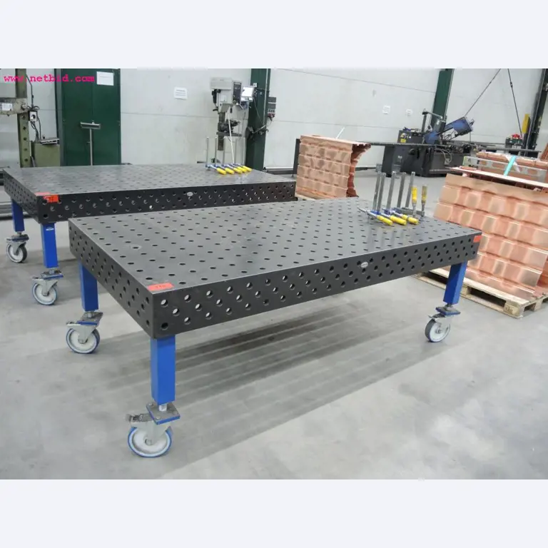 Chapas metálicas e máquinas para trabalhar metais<br><font size="2">Em colaboração com a Hilco Industrial Acquisitions bv</font>-1