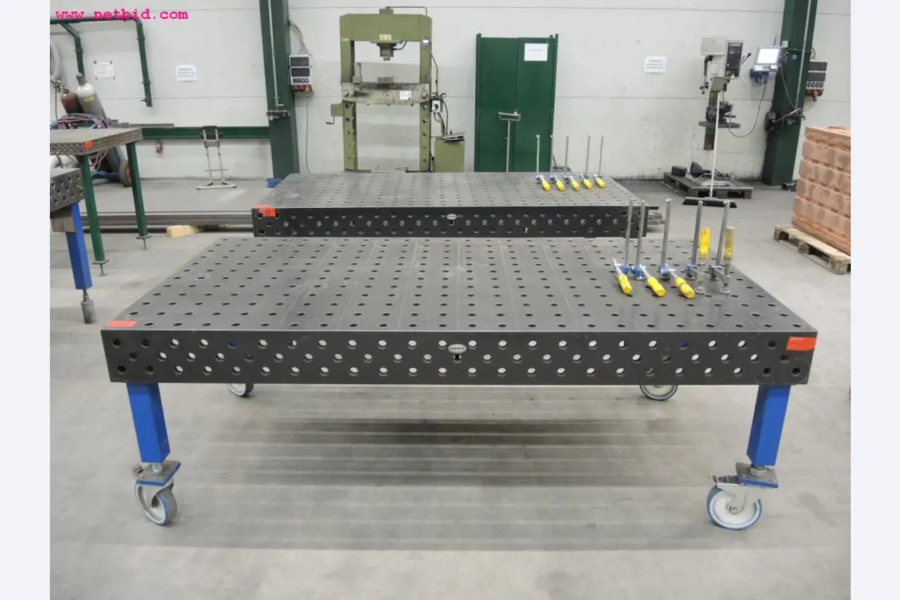 Chapas metálicas e máquinas para trabalhar metais<br><font size="2">Em colaboração com a Hilco Industrial Acquisitions bv</font>-2