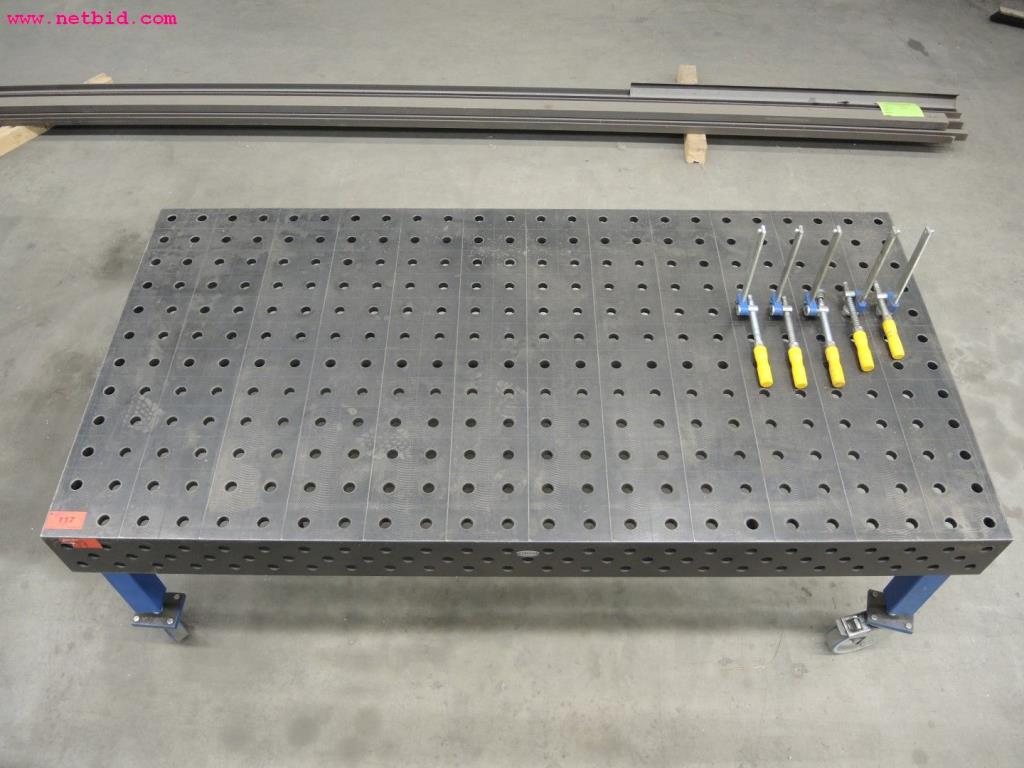 Chapas metálicas e máquinas para trabalhar metais<br><font size="2">Em colaboração com a Hilco Industrial Acquisitions bv</font>-4