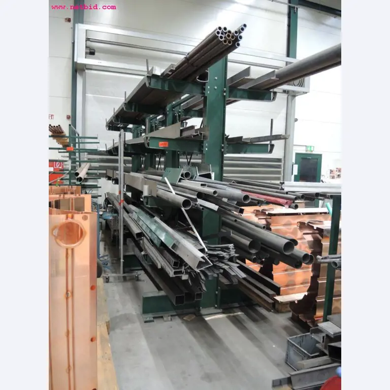 Chapas metálicas e máquinas para trabalhar metais<br><font size="2">Em colaboração com a Hilco Industrial Acquisitions bv</font>-2