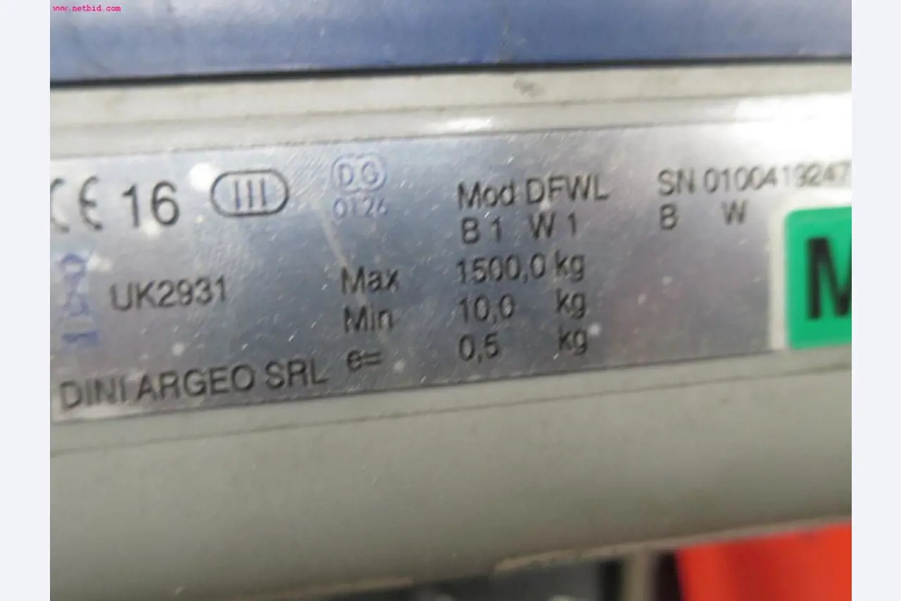 Chapas metálicas e máquinas para trabalhar metais<br><font size="2">Em colaboração com a Hilco Industrial Acquisitions bv</font>-3