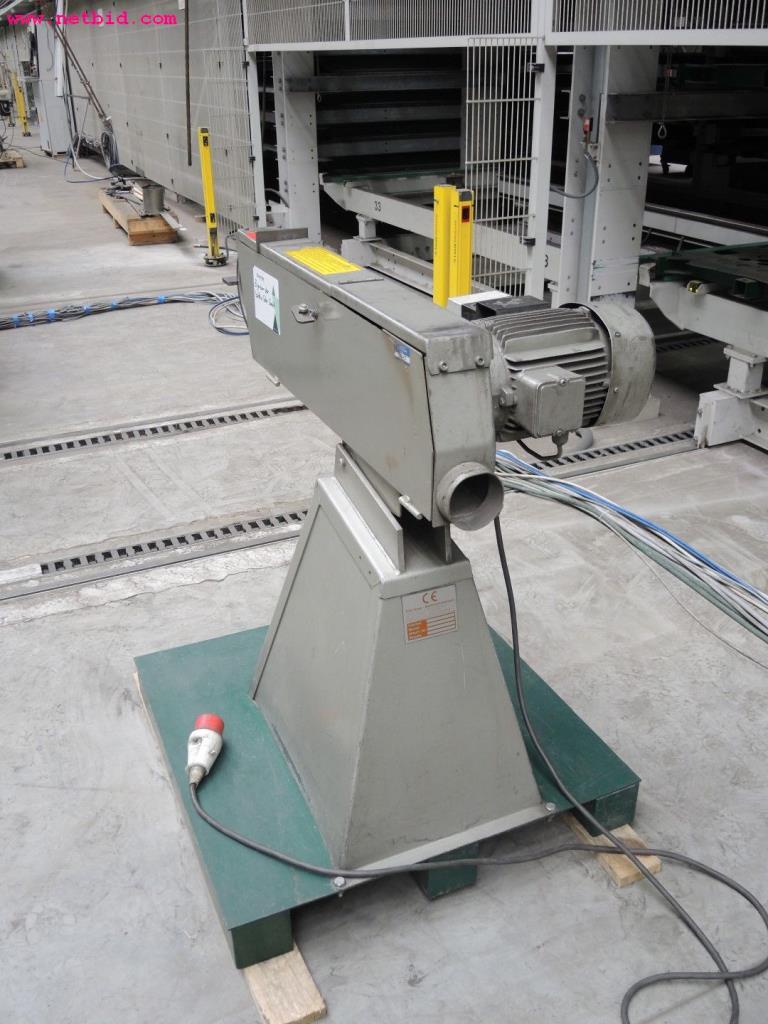 Chapas metálicas e máquinas para trabalhar metais<br><font size="2">Em colaboração com a Hilco Industrial Acquisitions bv</font>-3