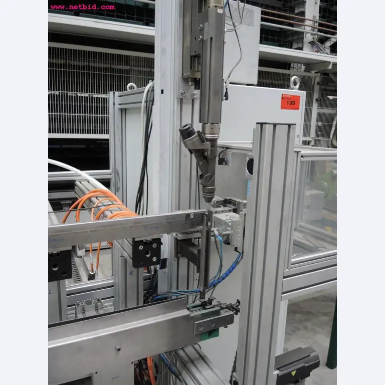 Chapas metálicas e máquinas para trabalhar metais<br><font size="2">Em colaboração com a Hilco Industrial Acquisitions bv</font>-5
