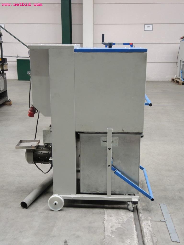 Chapas metálicas e máquinas para trabalhar metais<br><font size="2">Em colaboração com a Hilco Industrial Acquisitions bv</font>-3