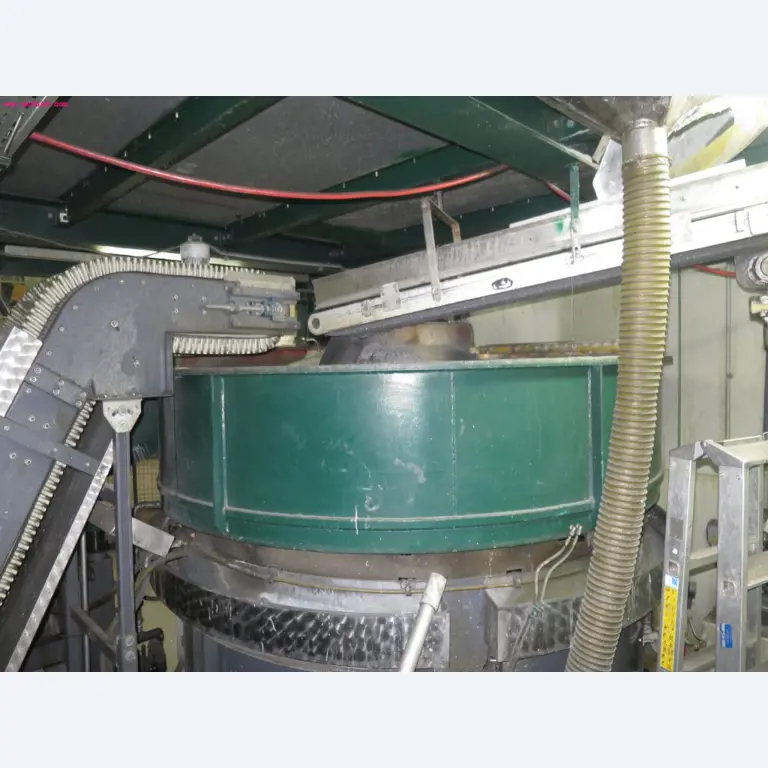 Chapas metálicas e máquinas para trabalhar metais<br><font size="2">Em colaboração com a Hilco Industrial Acquisitions bv</font>-7