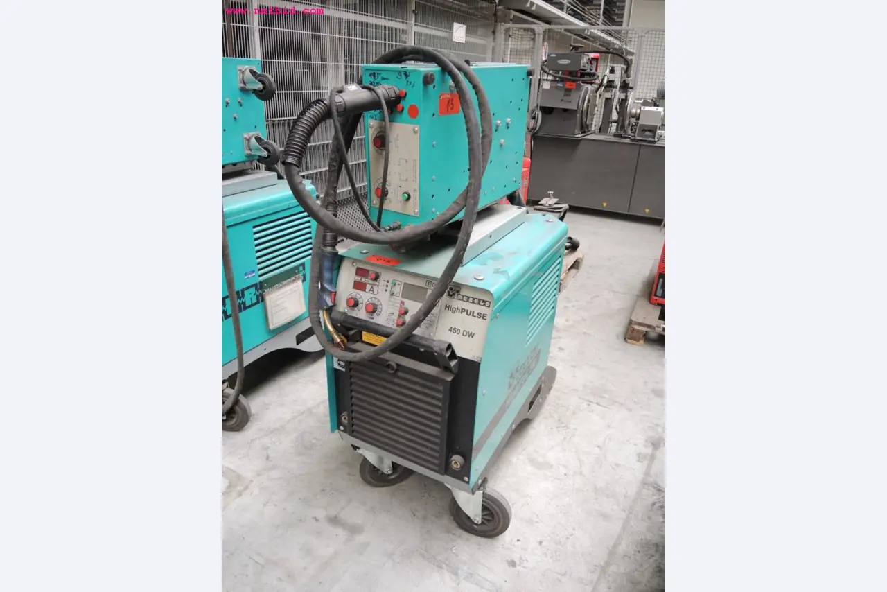 Machines pour le travail de la tôle et des métaux<br><font size="2">En collaboration avec Hilco Industrial Acquisitions bv</font>.-1