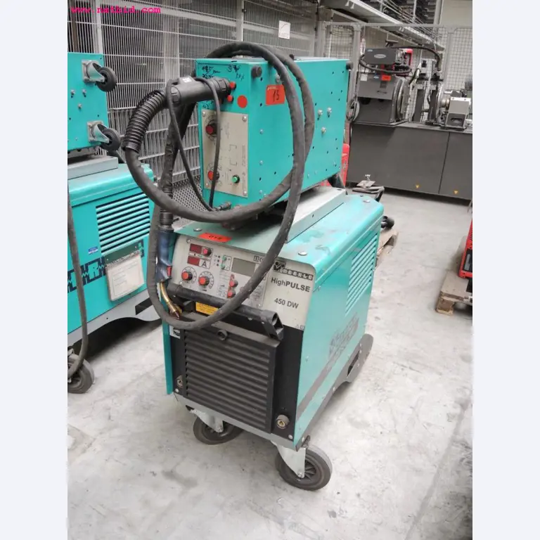 Machines pour le travail de la tôle et des métaux<br><font size="2">En collaboration avec Hilco Industrial Acquisitions bv</font>.-1