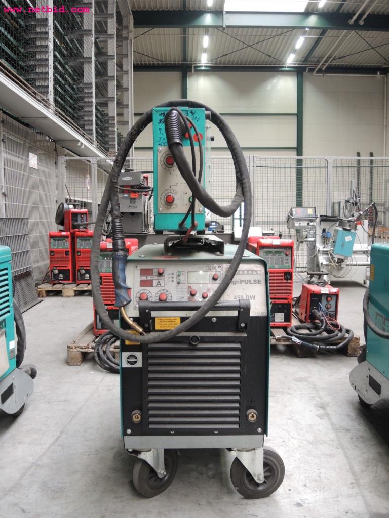 Chapas metálicas e máquinas para trabalhar metais<br><font size="2">Em colaboração com a Hilco Industrial Acquisitions bv</font>-2