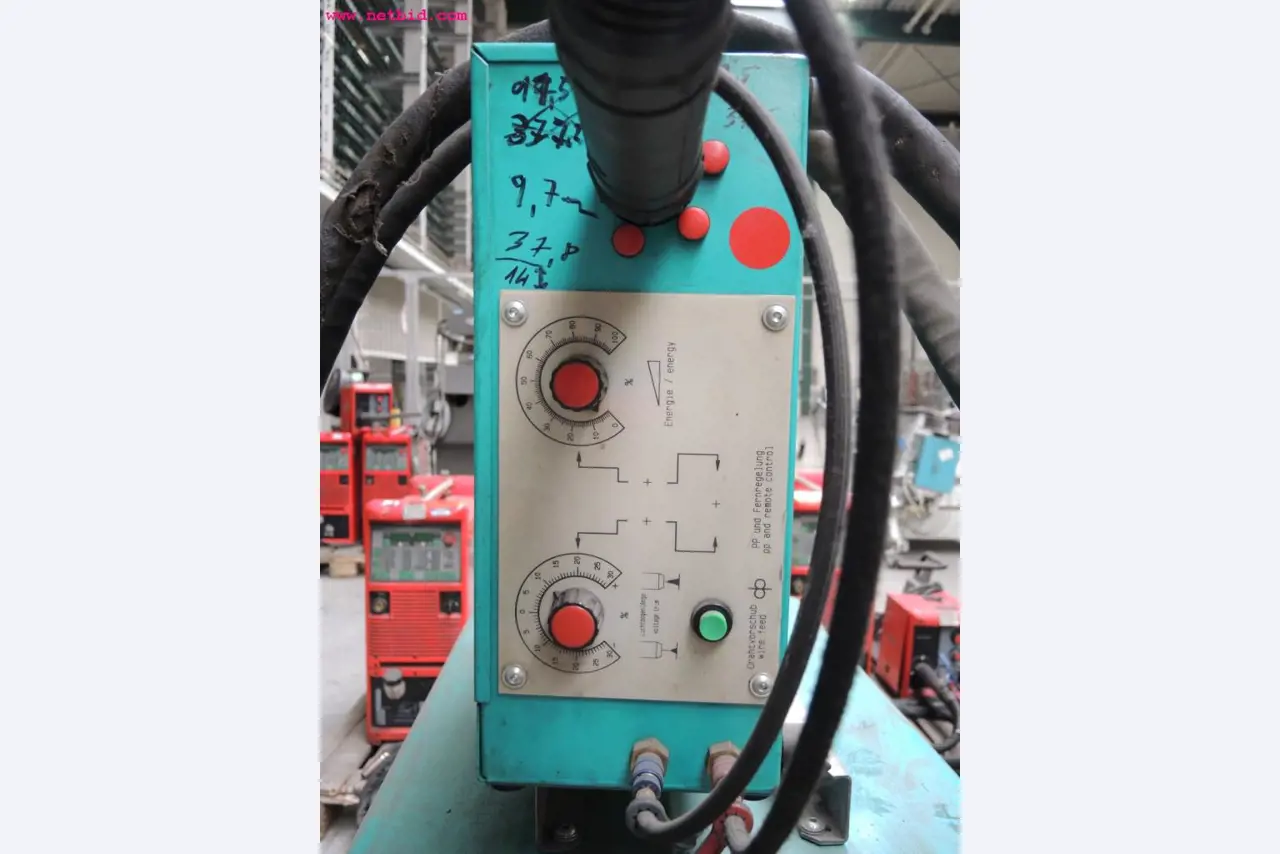 Machines pour le travail de la tôle et des métaux<br><font size="2">En collaboration avec Hilco Industrial Acquisitions bv</font>.-4