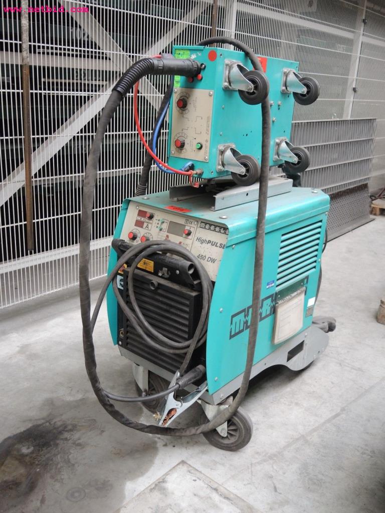 Chapas metálicas e máquinas para trabalhar metais<br><font size="2">Em colaboração com a Hilco Industrial Acquisitions bv</font>-1