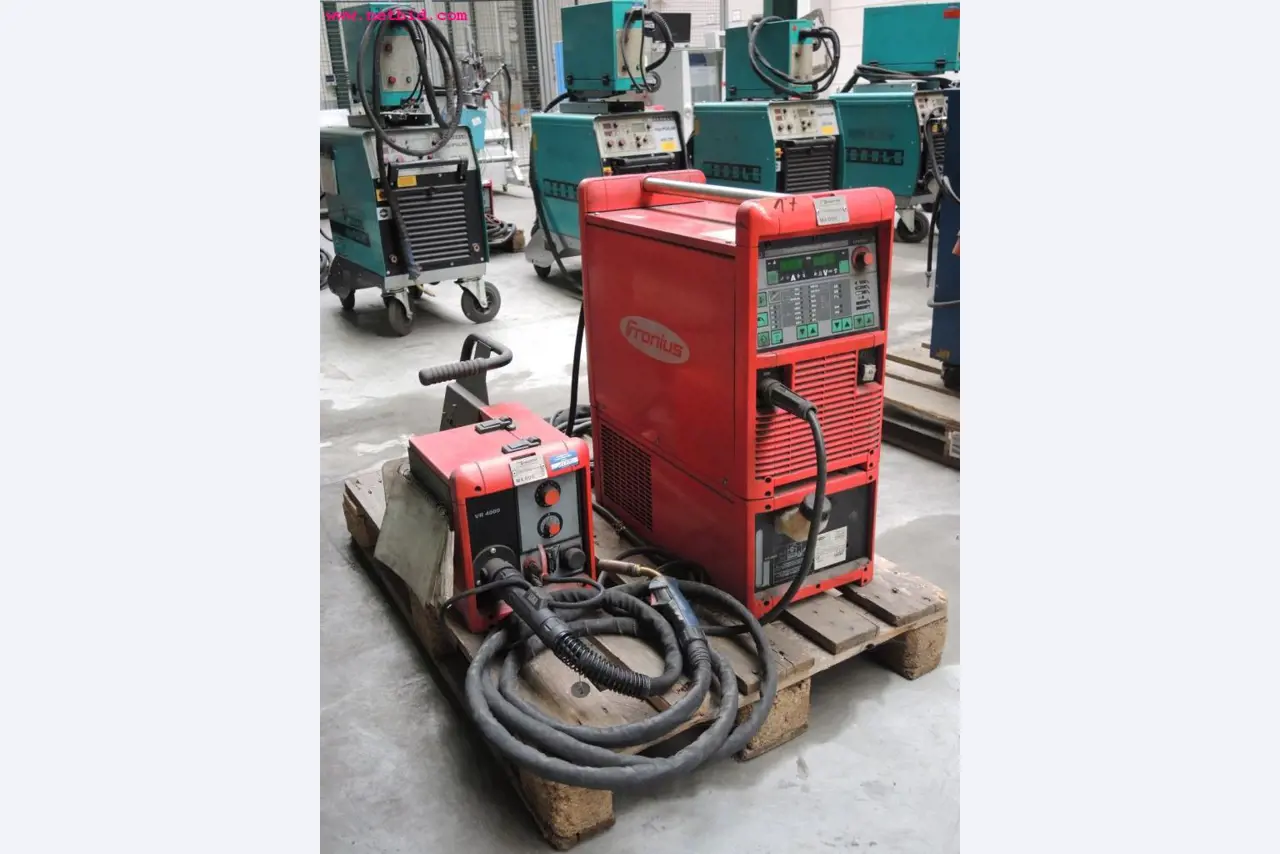 Machines pour le travail de la tôle et des métaux<br><font size="2">En collaboration avec Hilco Industrial Acquisitions bv</font>.-1