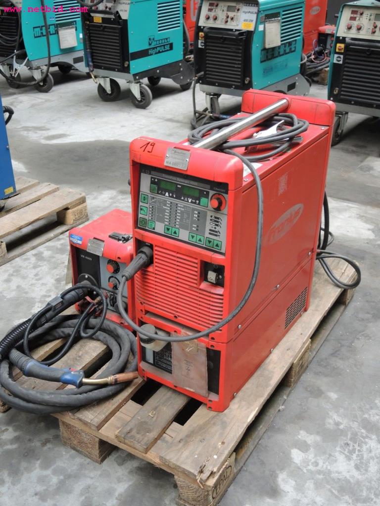 Chapas metálicas e máquinas para trabalhar metais<br><font size="2">Em colaboração com a Hilco Industrial Acquisitions bv</font>-1