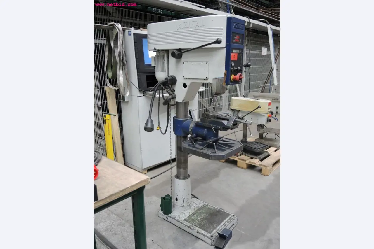 Plaat- en metaalbewerkingsmachines<br><font size="2">In samenwerking met Hilco Industrial Acquisitions bv</font>-4