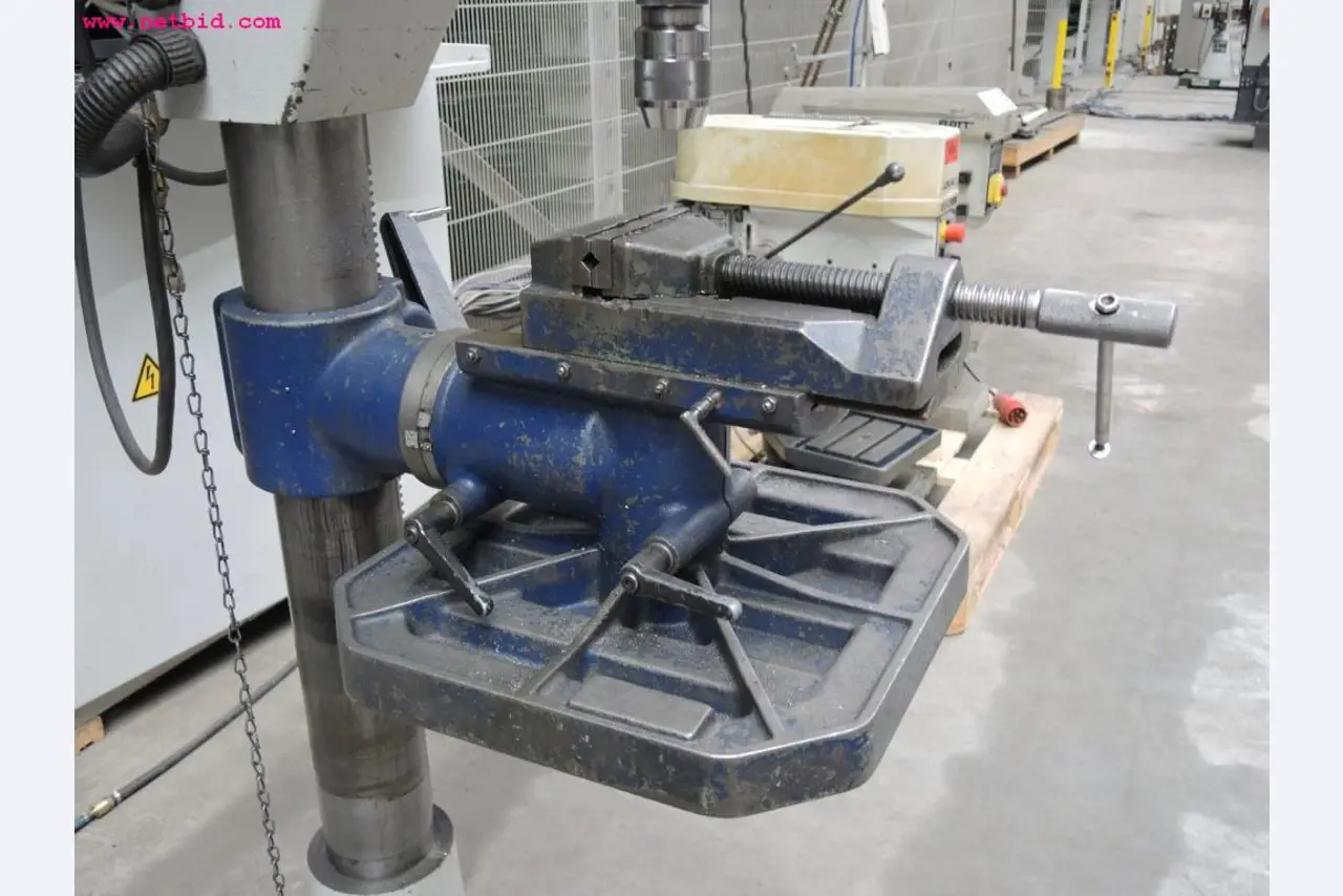 Plaat- en metaalbewerkingsmachines<br><font size="2">In samenwerking met Hilco Industrial Acquisitions bv</font>-5