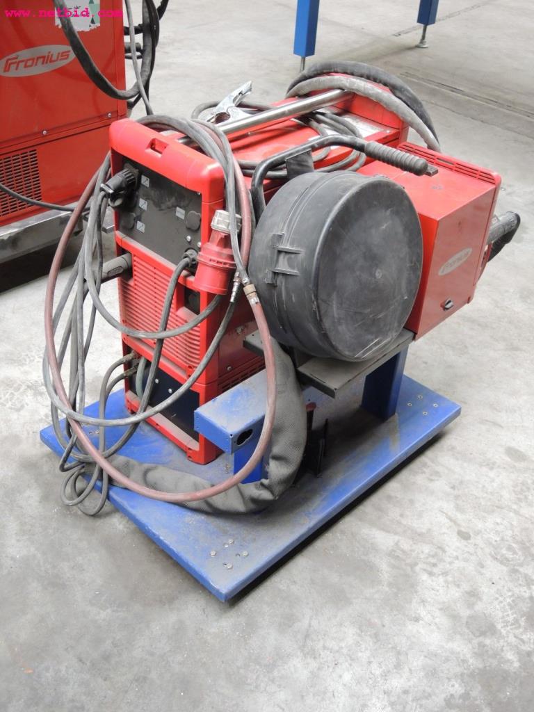 Chapas metálicas e máquinas para trabalhar metais<br><font size="2">Em colaboração com a Hilco Industrial Acquisitions bv</font>-3