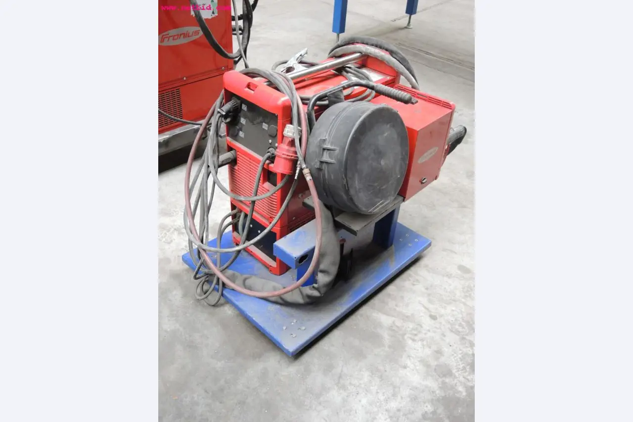 sheetmetal and metalworking machines <br><font size="2">In collaboration with Hilco Industrial Acquisitions bv<br></font>-3