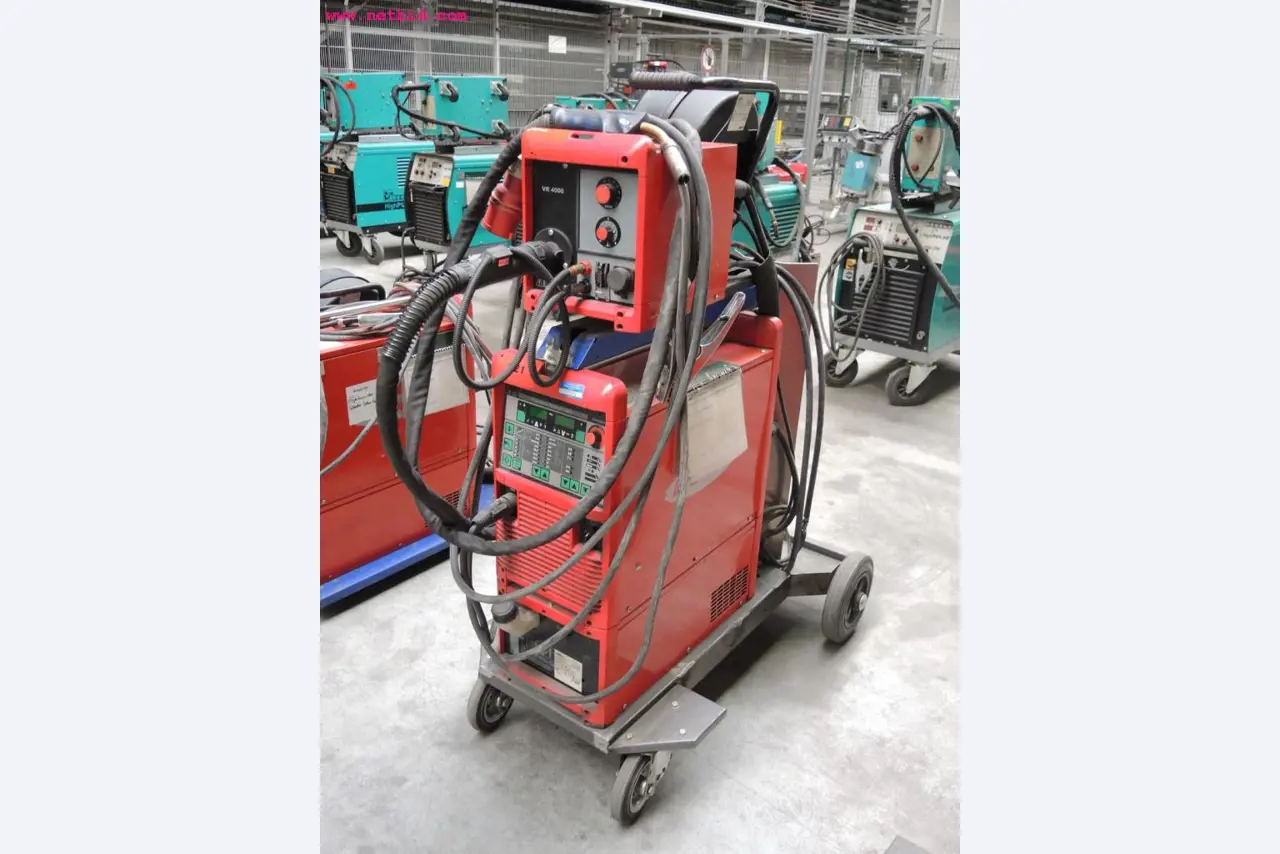Machines pour le travail de la tôle et des métaux<br><font size="2">En collaboration avec Hilco Industrial Acquisitions bv</font>.-1