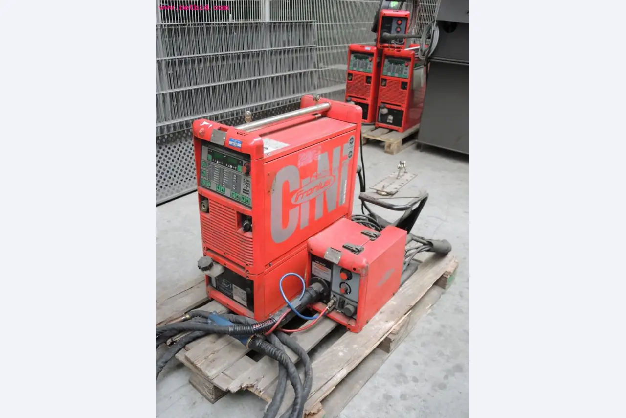 Machines pour le travail de la tôle et des métaux<br><font size="2">En collaboration avec Hilco Industrial Acquisitions bv</font>.-1