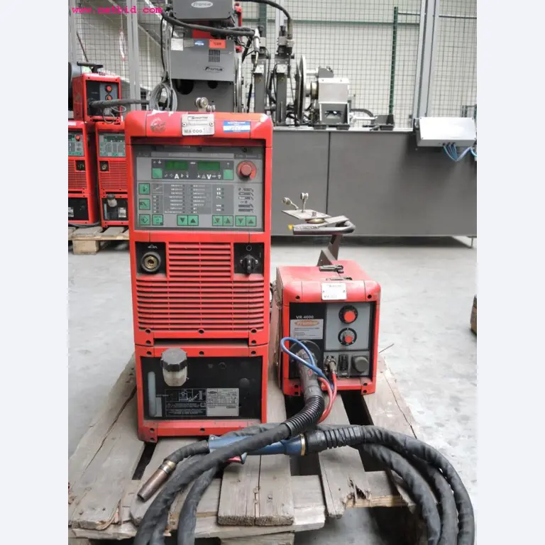 Machines pour le travail de la tôle et des métaux<br><font size="2">En collaboration avec Hilco Industrial Acquisitions bv</font>.-2