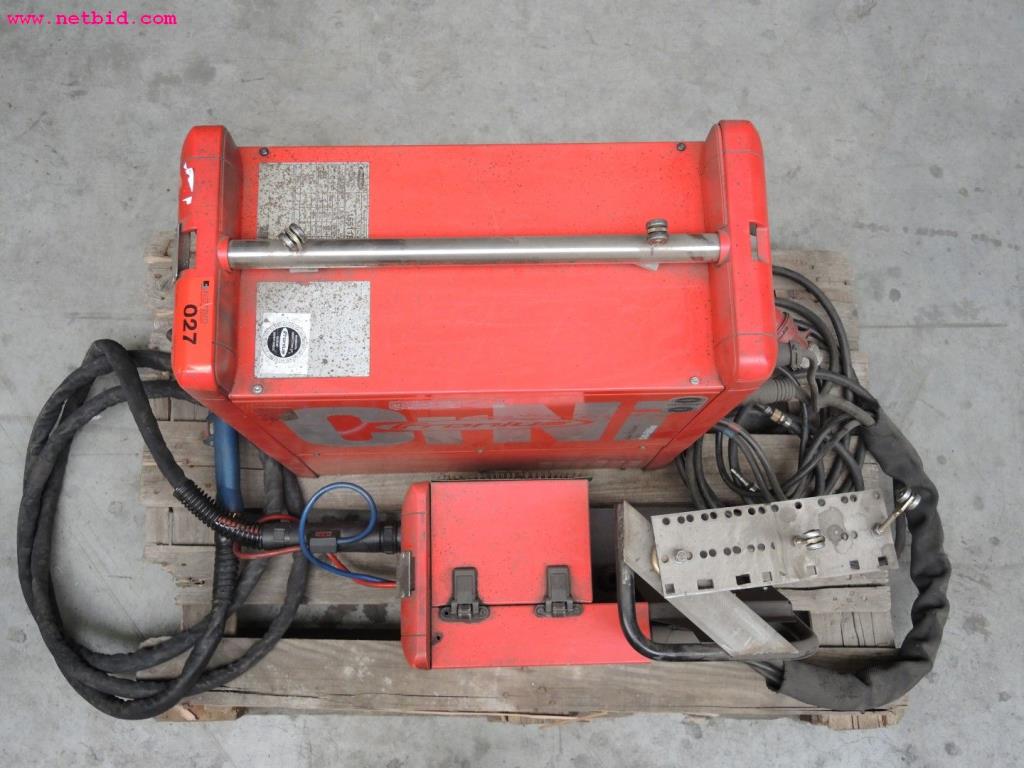 Chapas metálicas e máquinas para trabalhar metais<br><font size="2">Em colaboração com a Hilco Industrial Acquisitions bv</font>-4