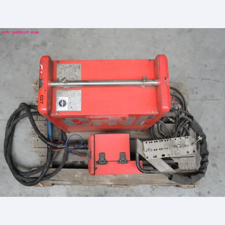 Machines pour le travail de la tôle et des métaux<br><font size="2">En collaboration avec Hilco Industrial Acquisitions bv</font>.-4
