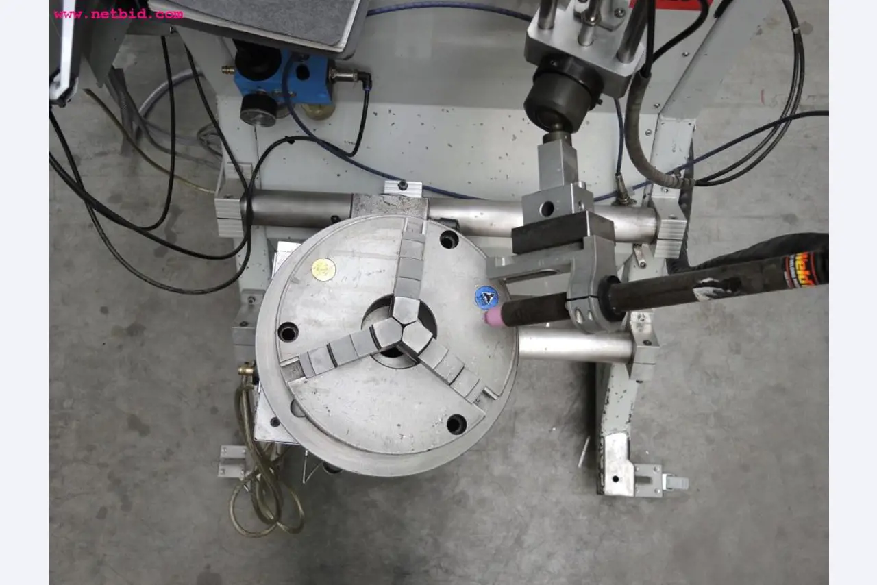 sheetmetal and metalworking machines <br><font size="2">In collaboration with Hilco Industrial Acquisitions bv<br></font>-3