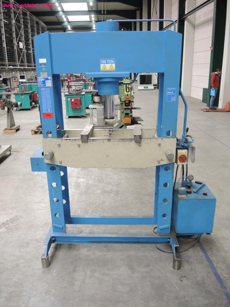 Chapas metálicas e máquinas para trabalhar metais<br><font size="2">Em colaboração com a Hilco Industrial Acquisitions bv</font>-2