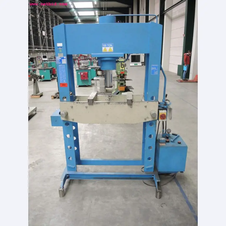 sheetmetal and metalworking machines <br><font size="2">In collaboration with Hilco Industrial Acquisitions bv<br></font>-2