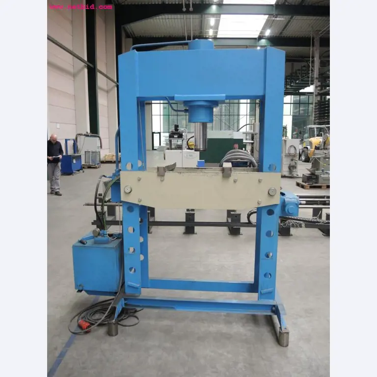 sheetmetal and metalworking machines <br><font size="2">In collaboration with Hilco Industrial Acquisitions bv<br></font>-4
