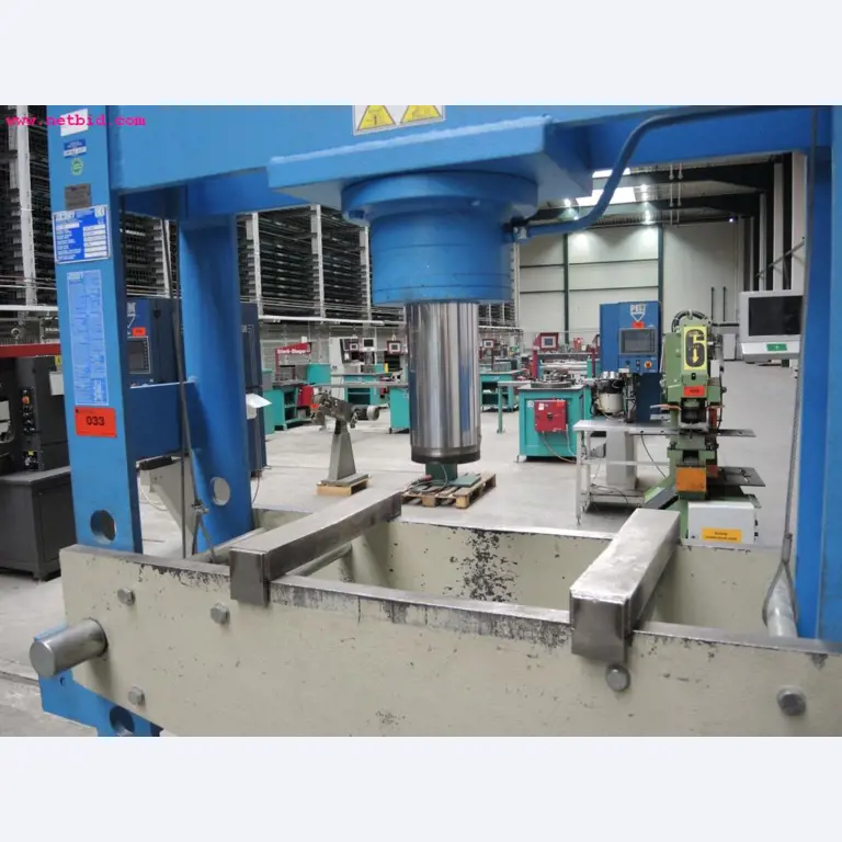 sheetmetal and metalworking machines <br><font size="2">In collaboration with Hilco Industrial Acquisitions bv<br></font>-6