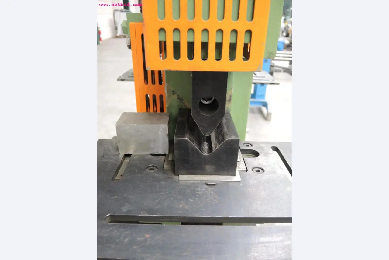 sheetmetal and metalworking machines <br><font size="2">In collaboration with Hilco Industrial Acquisitions bv<br></font>-10