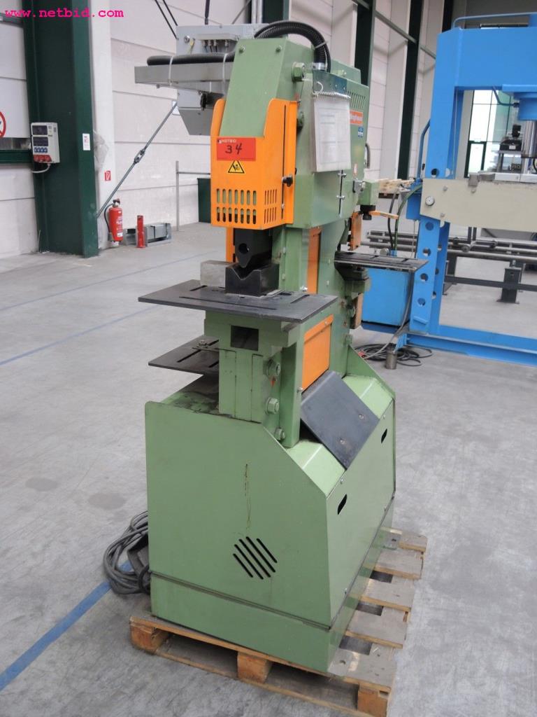 Chapas metálicas e máquinas para trabalhar metais<br><font size="2">Em colaboração com a Hilco Industrial Acquisitions bv</font>-5