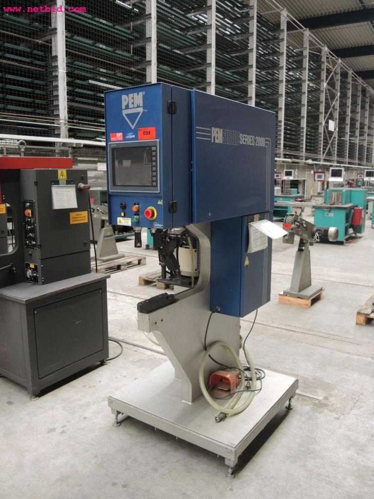 Chapas metálicas e máquinas para trabalhar metais<br><font size="2">Em colaboração com a Hilco Industrial Acquisitions bv</font>-1