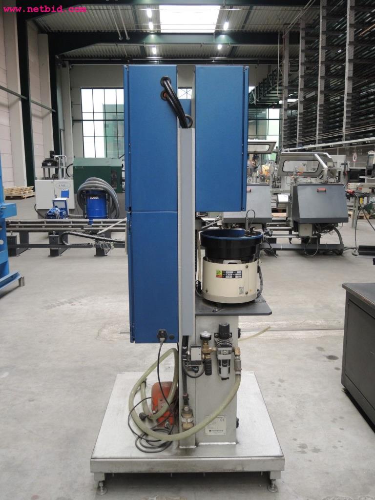 Chapas metálicas e máquinas para trabalhar metais<br><font size="2">Em colaboração com a Hilco Industrial Acquisitions bv</font>-4