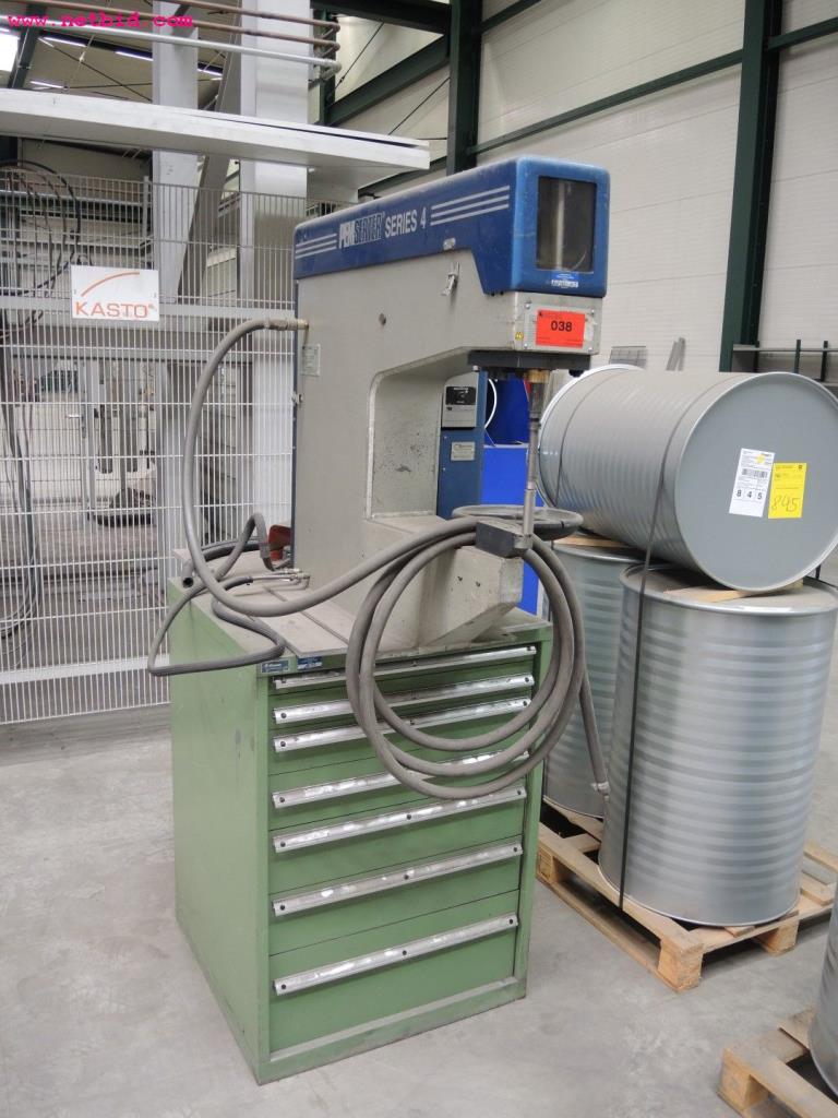 Chapas metálicas e máquinas para trabalhar metais<br><font size="2">Em colaboração com a Hilco Industrial Acquisitions bv</font>-1