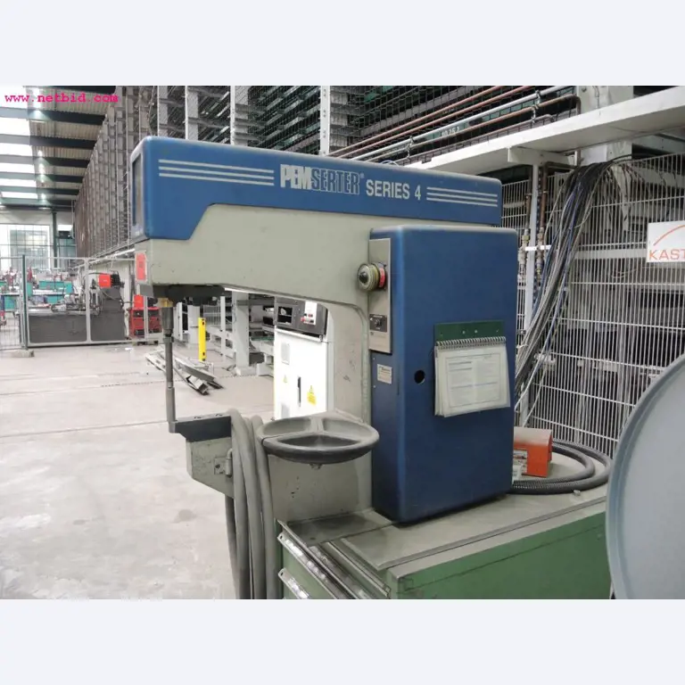 Chapas metálicas e máquinas para trabalhar metais<br><font size="2">Em colaboração com a Hilco Industrial Acquisitions bv</font>-3