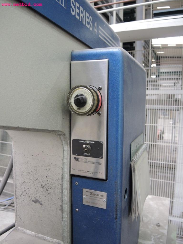 Chapas metálicas e máquinas para trabalhar metais<br><font size="2">Em colaboração com a Hilco Industrial Acquisitions bv</font>-6