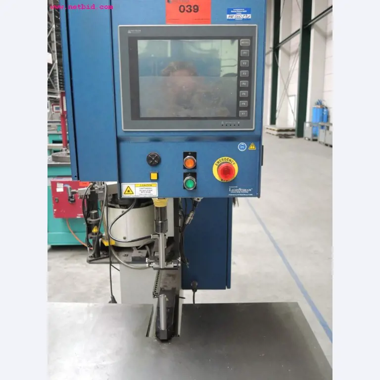 Chapas metálicas e máquinas para trabalhar metais<br><font size="2">Em colaboração com a Hilco Industrial Acquisitions bv</font>-6