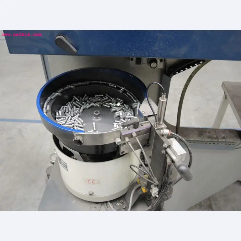 Chapas metálicas e máquinas para trabalhar metais<br><font size="2">Em colaboração com a Hilco Industrial Acquisitions bv</font>-7