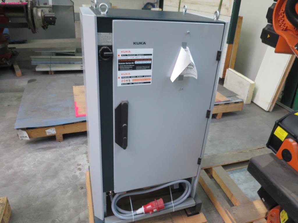 Chapas metálicas e máquinas para trabalhar metais<br><font size="2">Em colaboração com a Hilco Industrial Acquisitions bv</font>-4