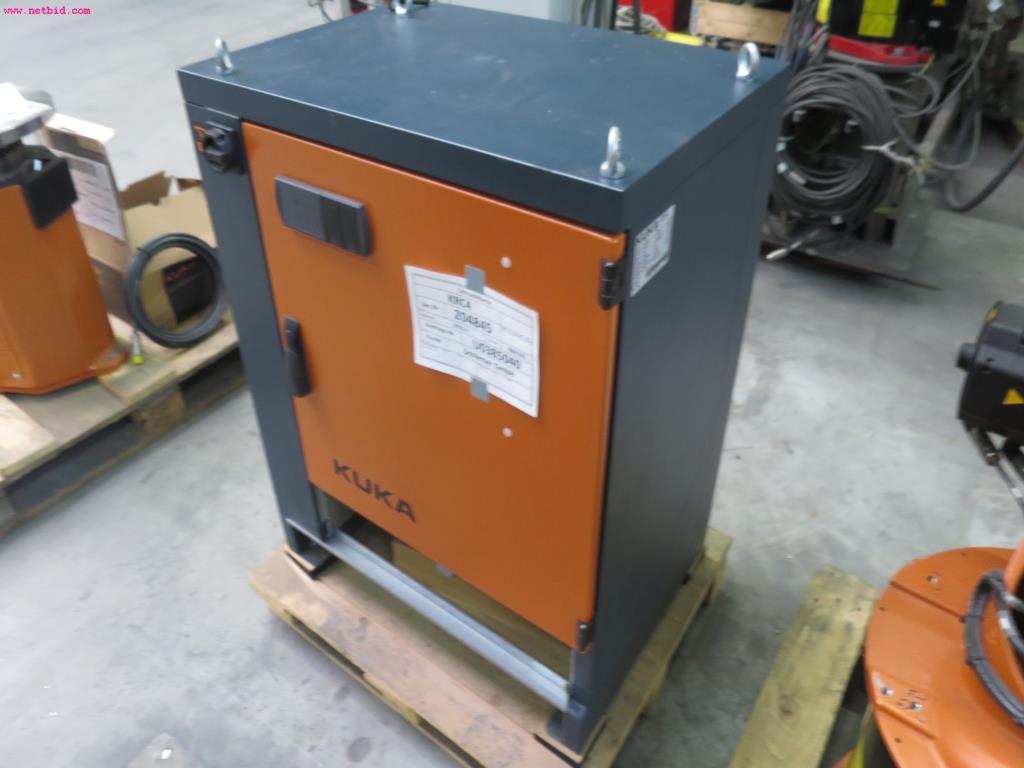 Chapas metálicas e máquinas para trabalhar metais<br><font size="2">Em colaboração com a Hilco Industrial Acquisitions bv</font>-3