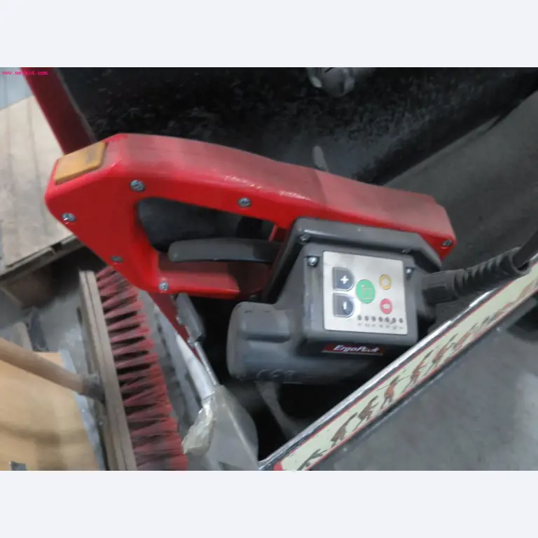 Chapas metálicas e máquinas para trabalhar metais<br><font size="2">Em colaboração com a Hilco Industrial Acquisitions bv</font>-2