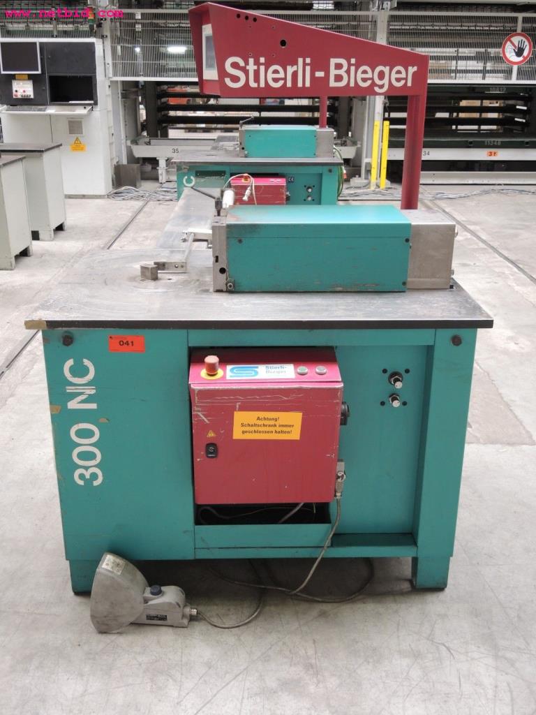 Chapas metálicas e máquinas para trabalhar metais<br><font size="2">Em colaboração com a Hilco Industrial Acquisitions bv</font>-5