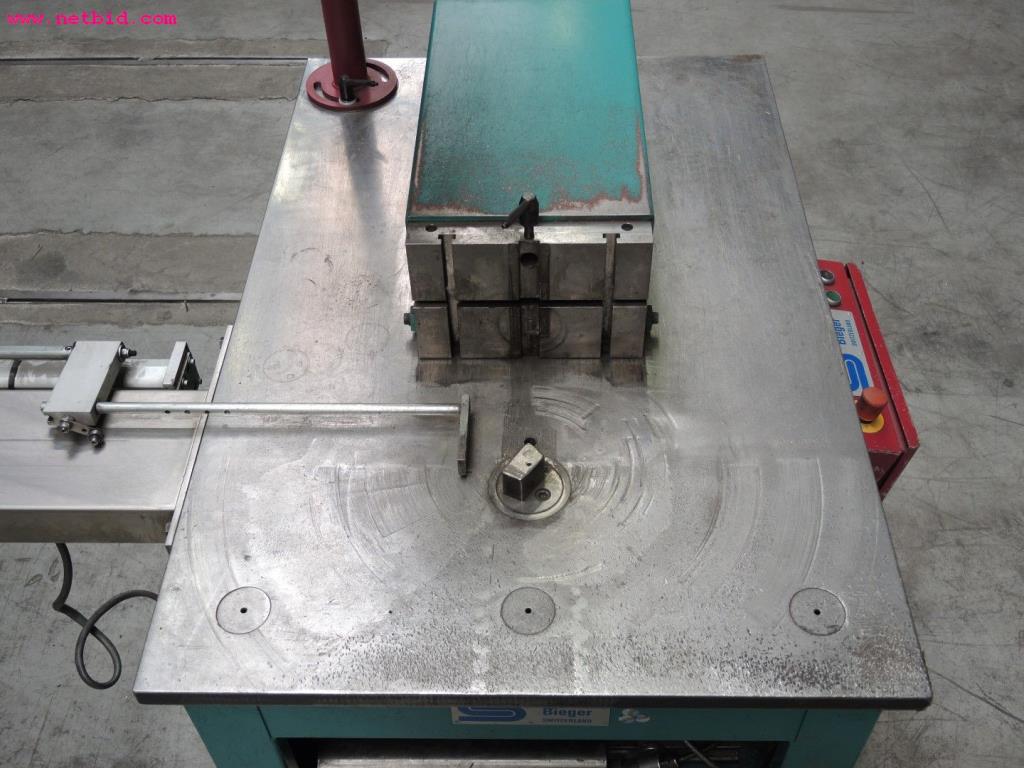 Chapas metálicas e máquinas para trabalhar metais<br><font size="2">Em colaboração com a Hilco Industrial Acquisitions bv</font>-6