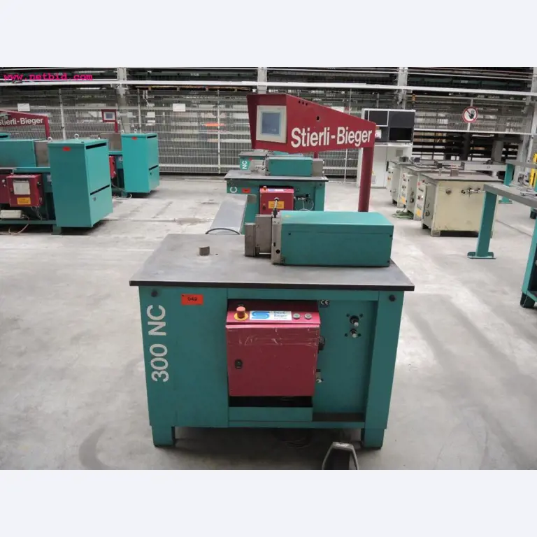Machines pour le travail de la tôle et des métaux<br><font size="2">En collaboration avec Hilco Industrial Acquisitions bv</font>.-1