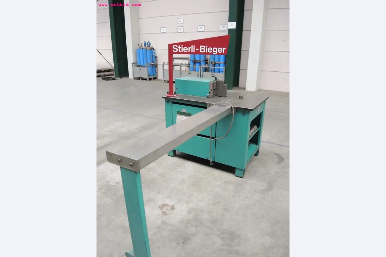 Machines pour le travail de la tôle et des métaux<br><font size="2">En collaboration avec Hilco Industrial Acquisitions bv</font>.-2
