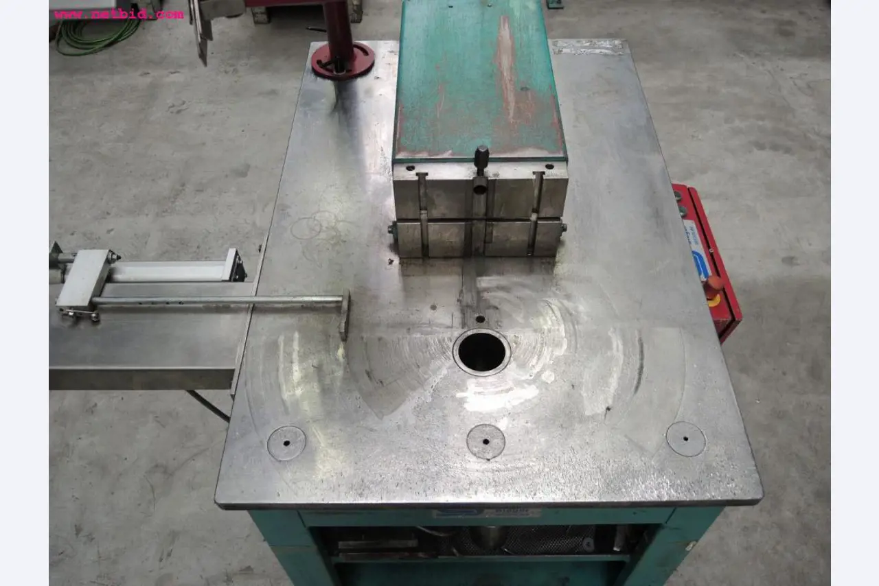 sheetmetal and metalworking machines <br><font size="2">In collaboration with Hilco Industrial Acquisitions bv<br></font>-5