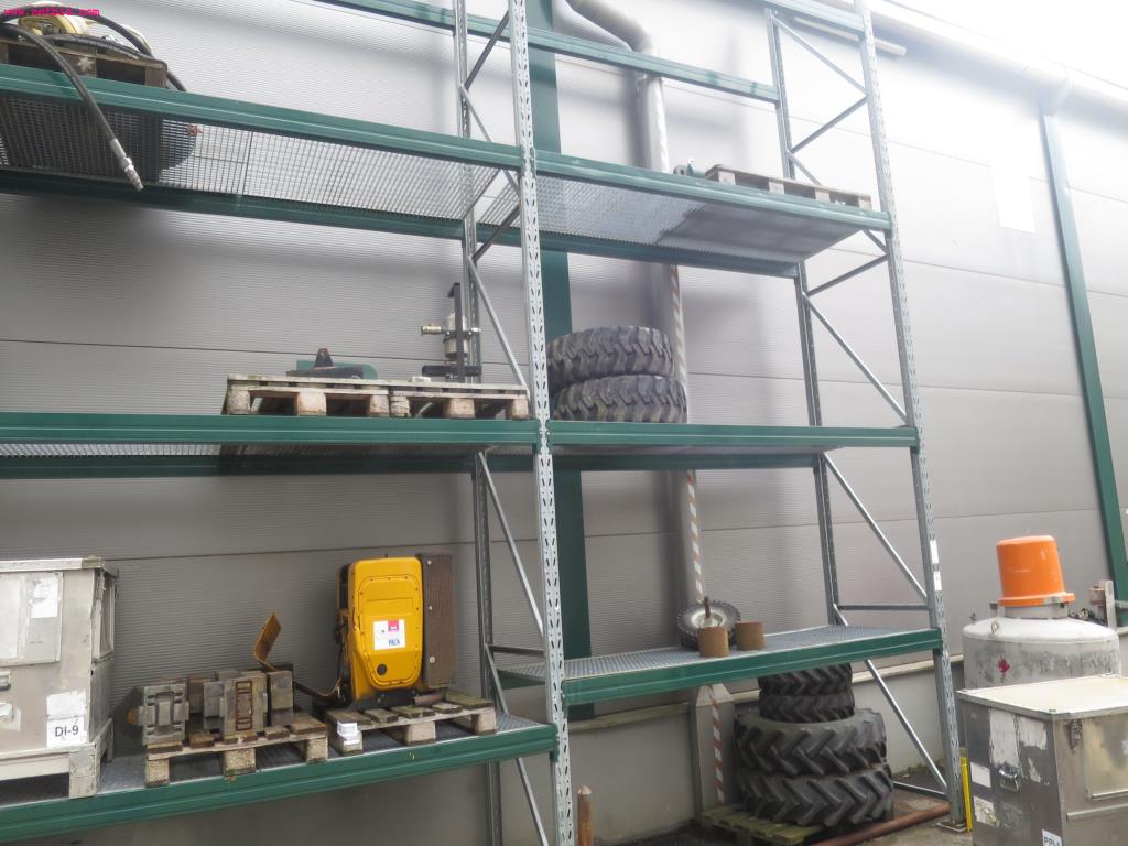 Chapas metálicas e máquinas para trabalhar metais<br><font size="2">Em colaboração com a Hilco Industrial Acquisitions bv</font>-1